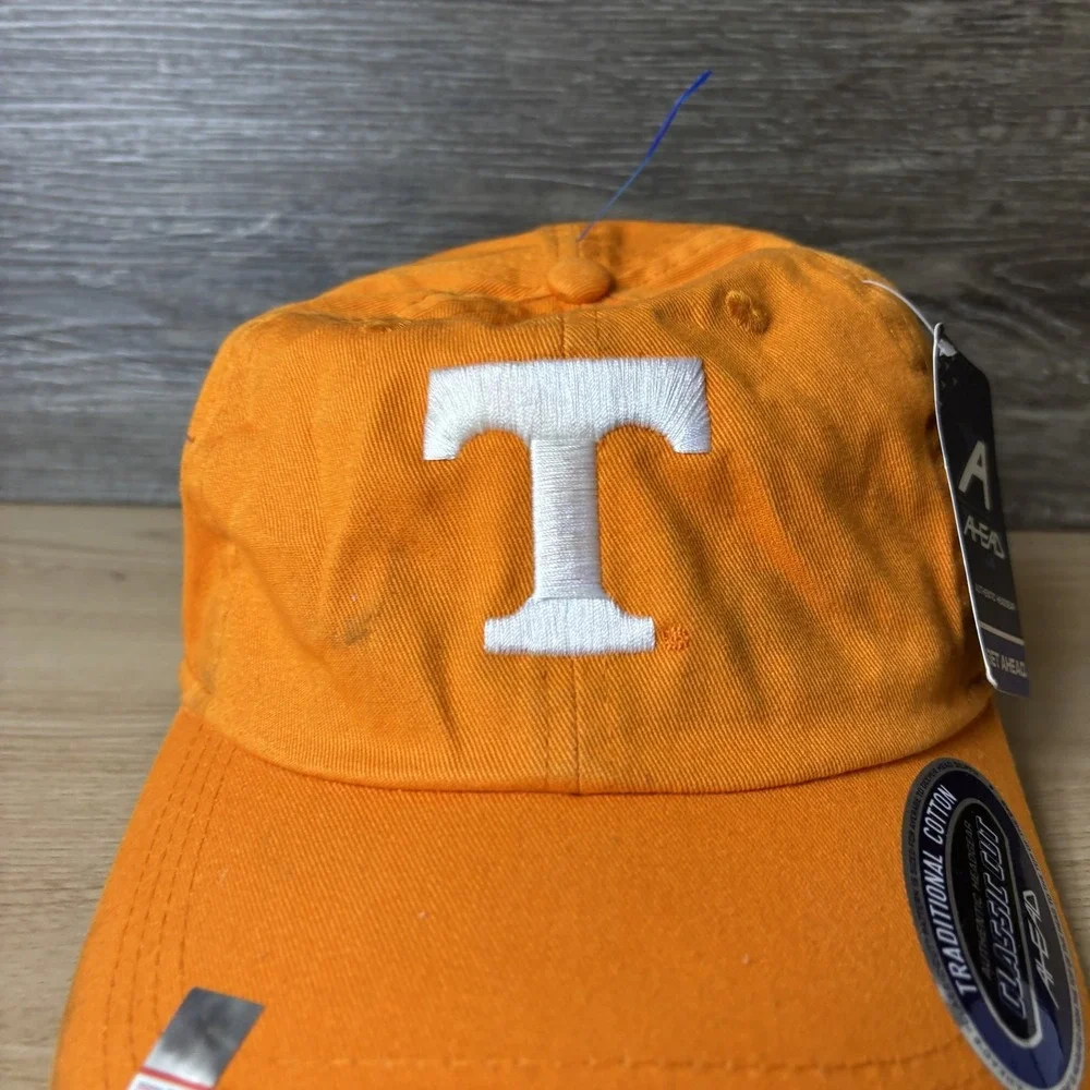 Tennessee Volunteers Hat Cap Strap Back NCAA Football Music City Bowl Mens